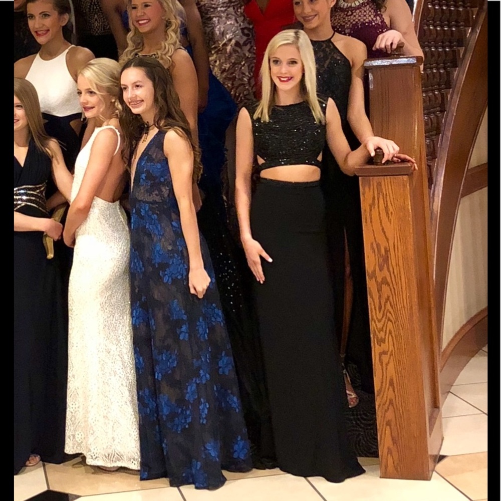 Sherry Hill black two-piece long formal size 0